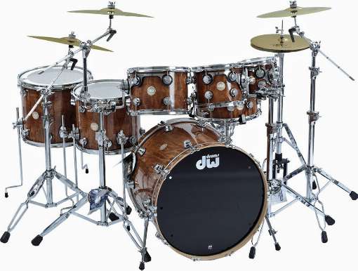Image 2: The natural material is also perfectly suited for the construction of melodious musical instruments. Photo: IFN/DW Drums